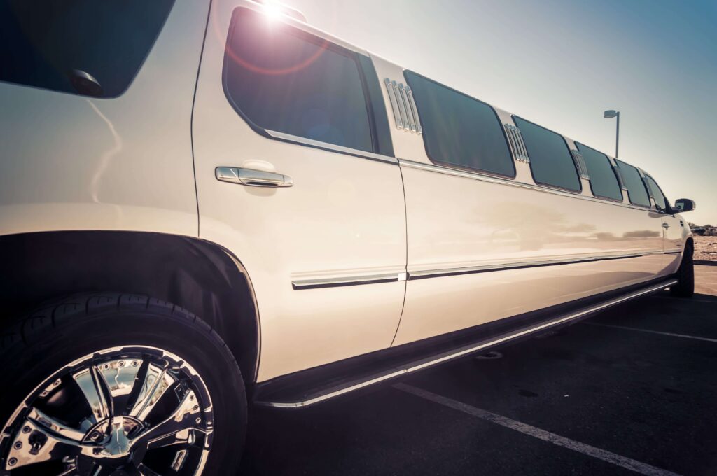 Renting a luxury limousine - Limousine services
